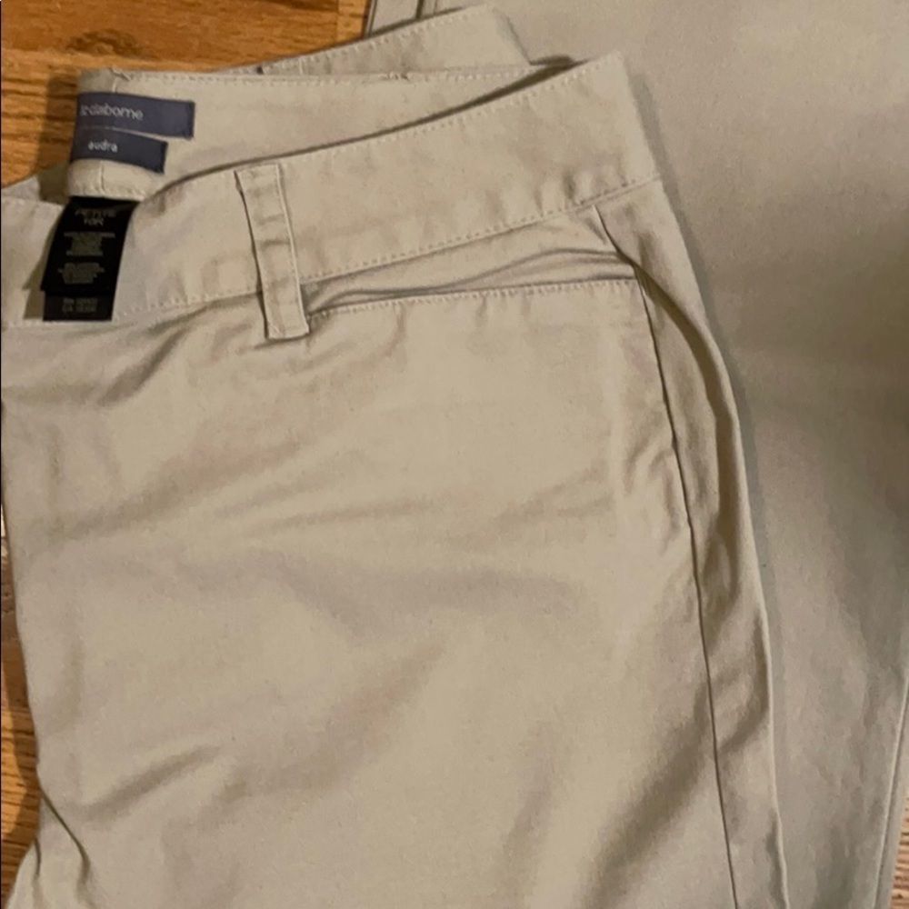 Liz Claiborne Pants‼️  - Picture 3 of 5